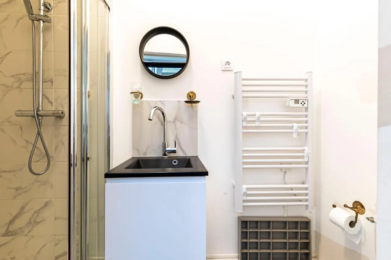 Comme A La Maison Paris Appartement